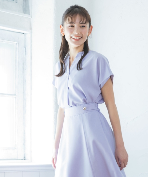 ITS'DEMO(イッツデモ)の「◆【UV/洗える/吸水速乾/冷感/イージーアイロン/通勤】麻調合繊スキッパーブラウス(シャツ/ブラウス・レディース・ベージュ/パープル/ブルー/ネイビー・38/40)」の1枚目の写真