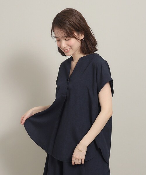 ITS'DEMO(イッツデモ)の「◆【UV/洗える/吸水速乾/冷感/イージーアイロン/通勤】麻調合繊スキッパーブラウス(シャツ/ブラウス・レディース・ベージュ/パープル/ブルー/ネイビー・38/40)」の18枚目の写真