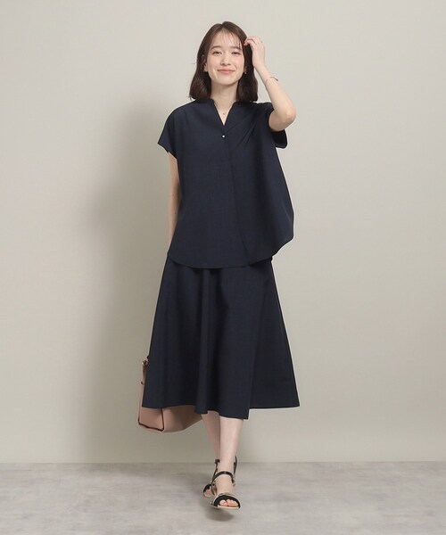 ITS'DEMO(イッツデモ)の「◆【UV/洗える/吸水速乾/冷感/イージーアイロン/通勤】麻調合繊スキッパーブラウス(シャツ/ブラウス・レディース・ベージュ/パープル/ブルー/ネイビー・38/40)」の17枚目の写真