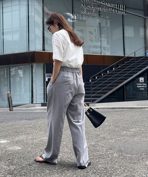 fredy emue（フレディエミュ）の「VOYAGE Tシャツ（Tシャツ/カットソー・レディース・オフホワイト/ベビーピンク/チャコールグレー・38）」の6枚目の写真