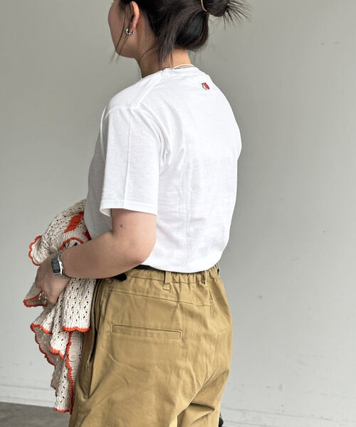 FRUIT OF THE LOOM（フルーツオブザルーム）の「【FRUIT OF THE LOOM】別注2パックT（Tシャツ/カットソー・レディース・オフホワイト/ブラック・FREE）」の17枚目の写真