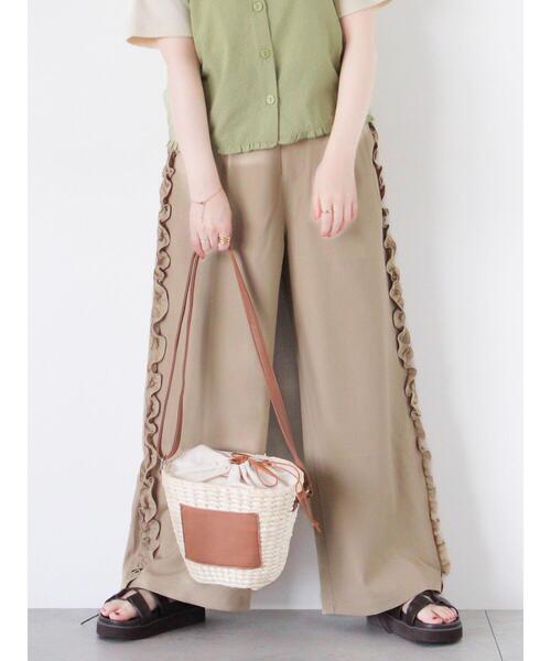 ehka sopo（エヘカソポ）の「サイドフリルパンツ（その他パンツ・レディース・ベージュ/チャコールグレー/ブラック・F）」の3枚目の写真