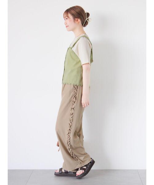 ehka sopo（エヘカソポ）の「サイドフリルパンツ（その他パンツ・レディース・ベージュ/チャコールグレー/ブラック・F）」の12枚目の写真