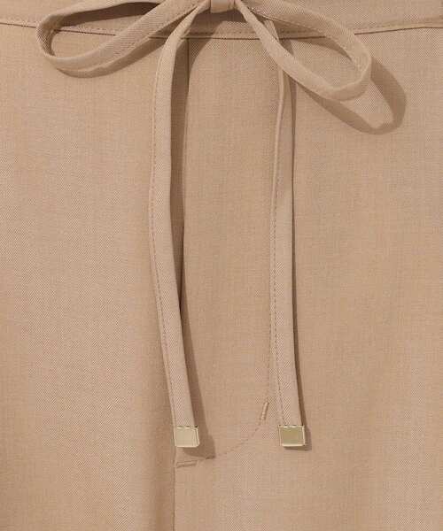 DRESKIP(ドレスキップ)の「【高レビュー/洗える/イージーケア/セットアップ可】 きれいめイージーワイドパンツ(その他パンツ・レディース・チャコールグレー/ブラック/ベージュ・02/03/04)」の17枚目の写真