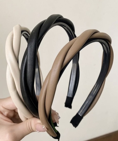 ammy.（エイミードット）の「【 ammy. / エイミードット 】 ツイスト カチューシャ（カチューシャ・レディース・ブラウン/アイボリー/ブラック・FREE）」の3枚目の写真