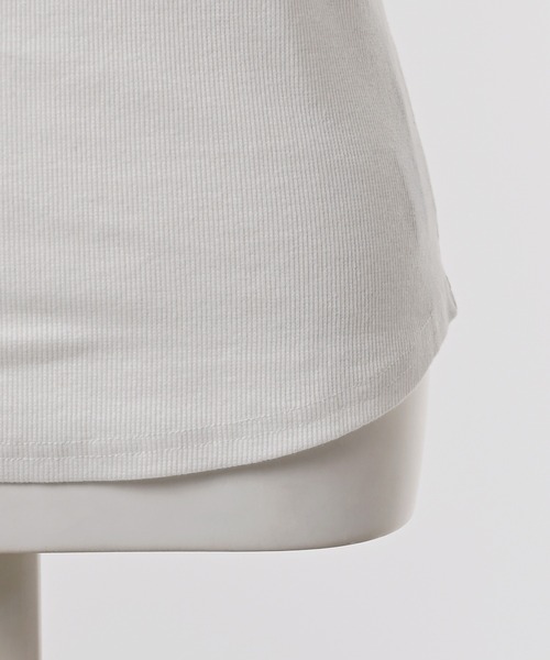 Narcissus(ナルシス)の「【SINN】ショルダートップス(Tシャツ/カットソー・レディース・ホワイト/ブラック・FREE)」の3枚目の写真