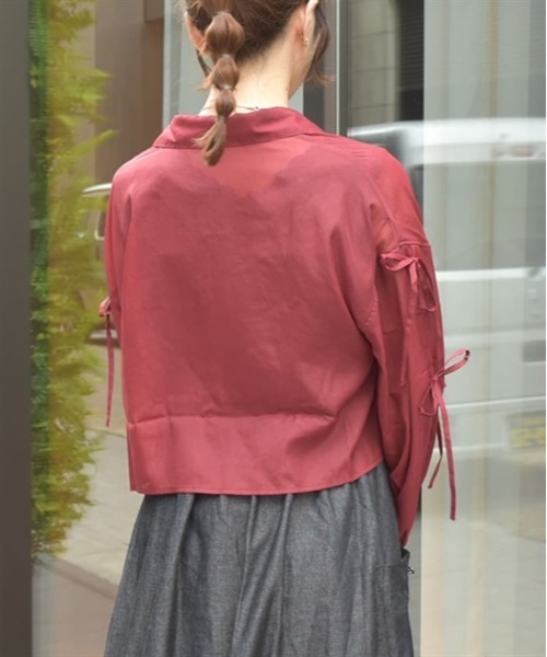 axes femme（アクシーズファム）の「リボン付ラメシアーシャツ（シャツ/ブラウス・レディース・ワイン/キナリ/ブラウン・FREE）」の6枚目の写真