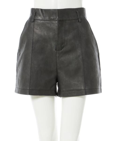 INGNI（イング）の「アンティークフェイクレザーショートパンツ（その他パンツ・レディース・ブラック/ブラウン・FREE）」の3枚目の写真