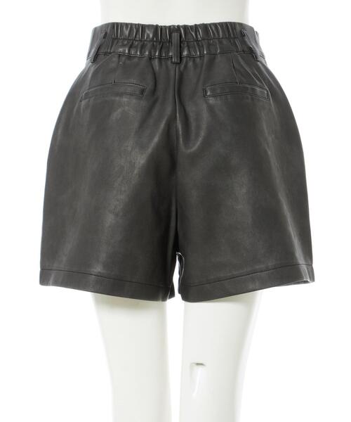 INGNI（イング）の「アンティークフェイクレザーショートパンツ（その他パンツ・レディース・ブラック/ブラウン・FREE）」の5枚目の写真