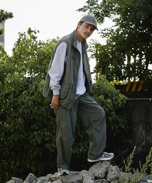 URBAN RESEARCH DOORS（アーバンリサーチドアーズ）の「『別注』WAQ×DOORS　難燃フィールドベスト（ベスト・メンズ・ブラック/カーキ・LARGE/MEDIUM）」の17枚目の写真