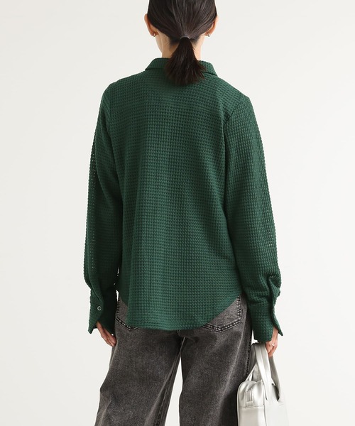 n'OrLABEL(ノアールレーベル)の「ワッフルニットソーシャツ(シャツ/ブラウス・レディース・アイボリー/ブラック/グリーン・1/2)」の6枚目の写真