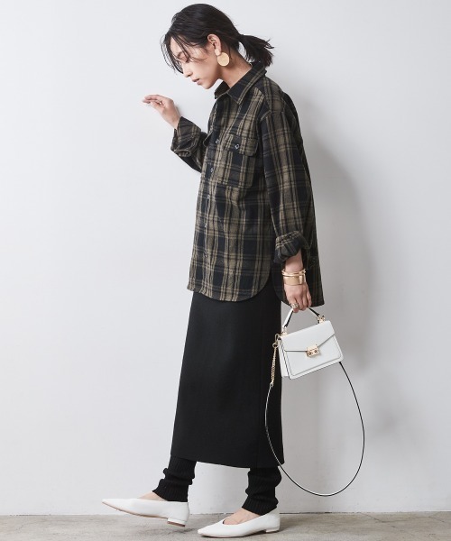 CHIC STYLE（シックスタイル）の「レギンス付ニットタイトスカート ＜大きいサイズ有＞シックスタイル（スカート・レディース・グレー/ブラック/ブラウン・M/L/LL/3L/4L/5L）」の17枚目の写真