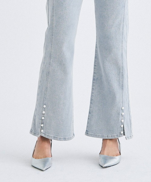 coca(coca)(コカ)の「ストレッチ 裾スリットパールデニム(デニムパンツ・レディース・ブラック/ライトブルー・S/M/L)」の4枚目の写真