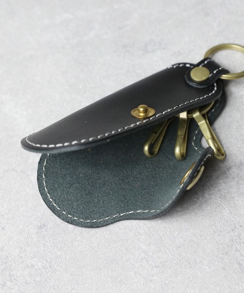 UNIVERSAL OVERALL（ユニバーサルオーバーオール）の「UNIVERSAL OVERALL レザーキーケース（キーホルダー・メンズ・ブラック/ブラウン/ダークブラウン/グリーン/レッド/ネイビー・FREE）」の7枚目の写真