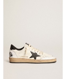 GOLDEN GOOSE（ゴールデングース）の「メンズ Ball Star ホワイトナッパレザー ブラックスター（スニーカー）」