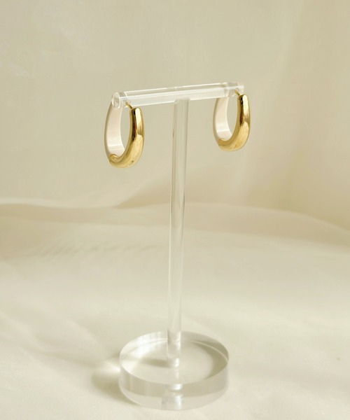 sowang(ソワン)の「バイカラーフープピアス-bicolor hoop pierce-(ピアス(両耳用)・レディース・ゴールド/シルバー・FREE)」の3枚目の写真