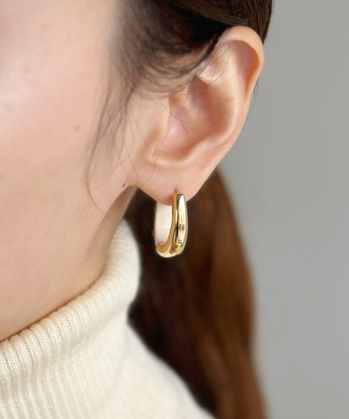sowang(ソワン)の「バイカラーフープピアス-bicolor hoop pierce-(ピアス(両耳用)・レディース・ゴールド/シルバー・FREE)」の15枚目の写真