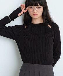 shoulder slit pullover