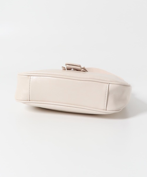 URBAN RESEARCH ROSSO WOMEN（アーバンリサーチ　ロッソ）の「ベルトデザインハンドバッグ（ハンドバッグ・レディース・ブラック/ベージュ・-）」の3枚目の写真