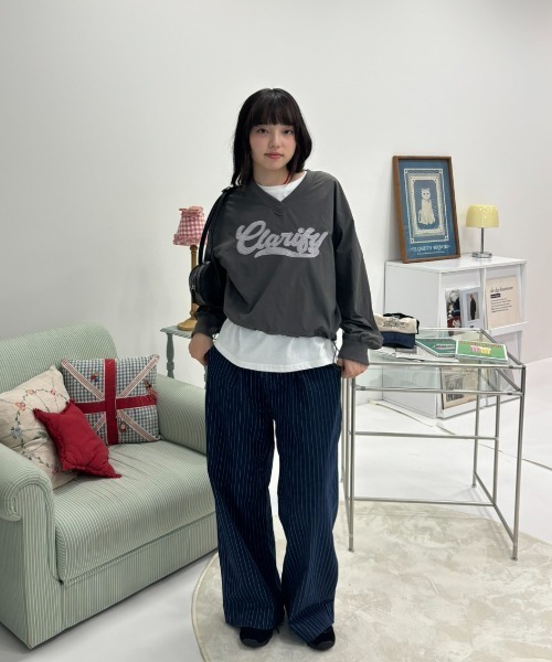 Birthday room(バースデイルーム)の「Vネックナイロンロゴ刺繍ドロストプルオーバー / v neck nylon logo stitch drawstring pullover(ブルゾン・レディース・バーガンディー/ブラック・FREE)」の7枚目の写真