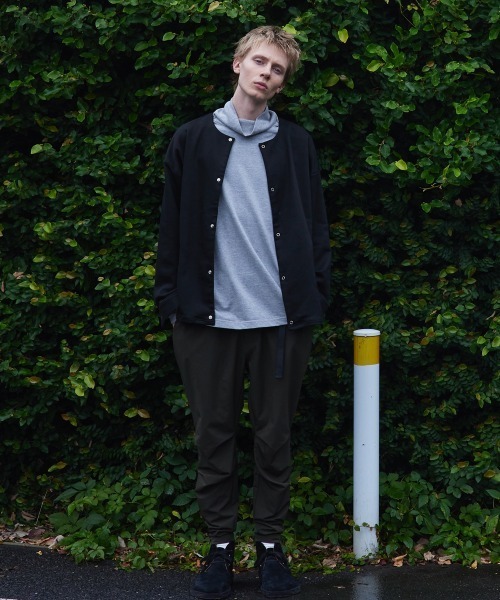 rehacer(レアセル)の「rehacer : Narrow Stretch Easy Pants / ナローストレッチ イージーパンツ(その他パンツ・メンズ・ブラック/オリーブ/グレー/ネイビー・SMALL/LARGE/MEDIUM)」の3枚目の写真