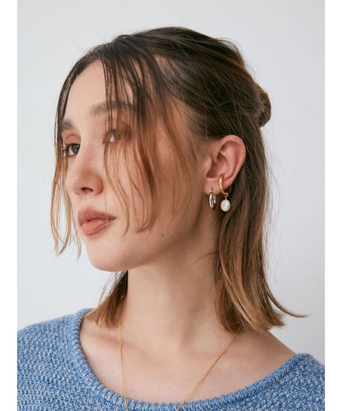 Chibi Jewels （チビジュエルズ）の「chibi jewels別注 淡水パールマルチウェイリング（リング・レディース・ゴールド・FREE）」の2枚目の写真