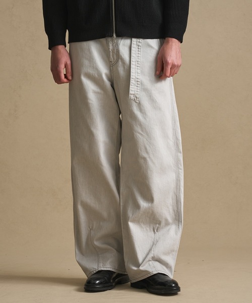 PUBLIC TOKYO(パブリックトウキョウ)の「SHIOTA BASIC ベルテッドデニムパンツ(デニムパンツ・メンズ・ダークインディゴブルー/ブラック/アイボリー/ライトグレー・1/3/2)」の20枚目の写真