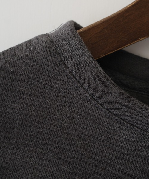 SpRay（スプレイ）の「裏起毛バタフライデニムトップス（スウェット・レディース・チャコールグレー/オフホワイト/ブラウン・FREE）」の8枚目の写真