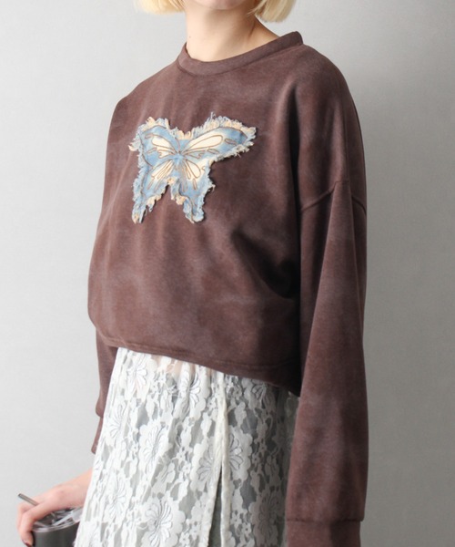 SpRay（スプレイ）の「裏起毛バタフライデニムトップス（スウェット・レディース・チャコールグレー/オフホワイト/ブラウン・FREE）」の16枚目の写真