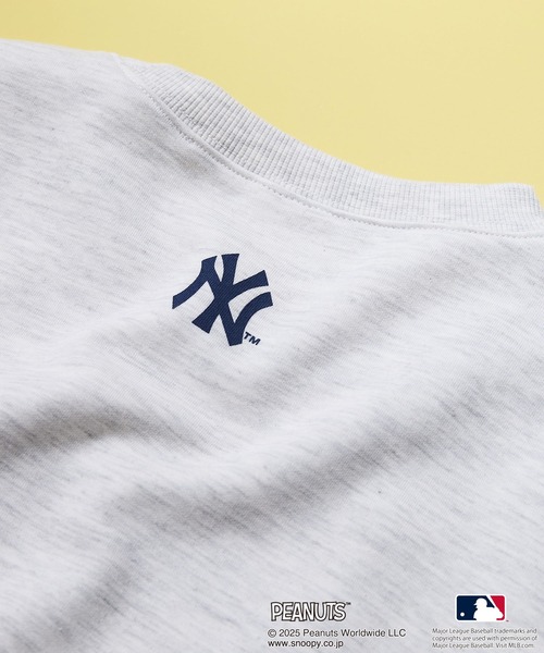 MLB(メジャーリーグベースボール)の「【MLB ×PEANUTS】オリジナルデザイン TCダンボール Tトレーナー ドジャース カブス ヤンキース ドロップショルダー ビッグシルエット ユニセックス(スウェット・メンズ・グレー系その他/ベージュ系その他/ホワイト系その他3/グレー系その他3/ベージュ系その他2/ブルー系その他2/ホワイト系その他・MEDIUM/LARGE/X-LARGE)」の15枚目の写真