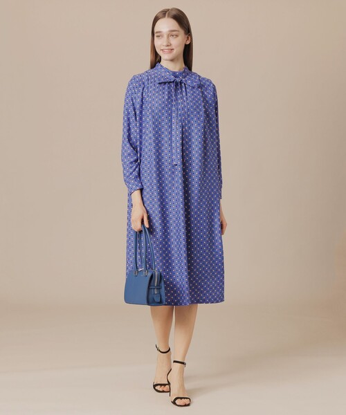 MACKINTOSH LONDON(マッキントッシュ ロンドン)の「ハミングバスケットプリントワンピース(ワンピース・レディース・ホワイト系その他/ライトブルー・40/38)」の4枚目の写真