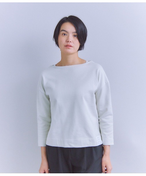 SIPULI（シプリ）の「French Terry ガゼット付きプルオーバー（Tシャツ/カットソー・レディース・ダークグレー/ピンク/ホワイト・2）」の11枚目の写真