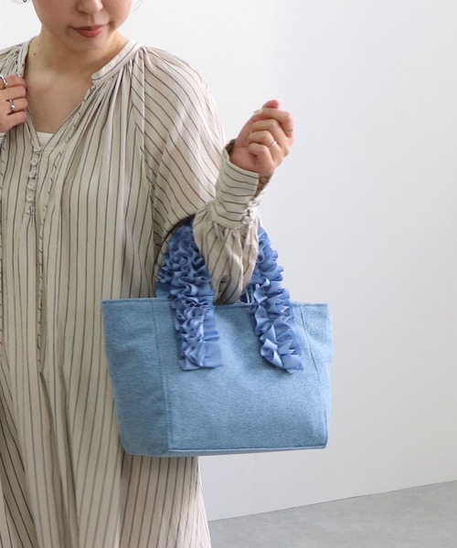 T・S・L（ティーエスエル）の「ハンドルフリルミニトートバッグ（トートバッグ・レディース・チャコールグレー/グレイッシュベージュ/ブルー・FREE）」の17枚目の写真