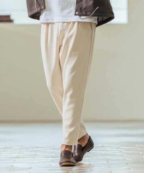 Magine(マージン)の「mp13238- Seersucker Two Tuck Design Tapered Pants ツータックパンツ(その他パンツ・メンズ・チャコール/キナリ/ブラック・44/46/48)」の5枚目の写真