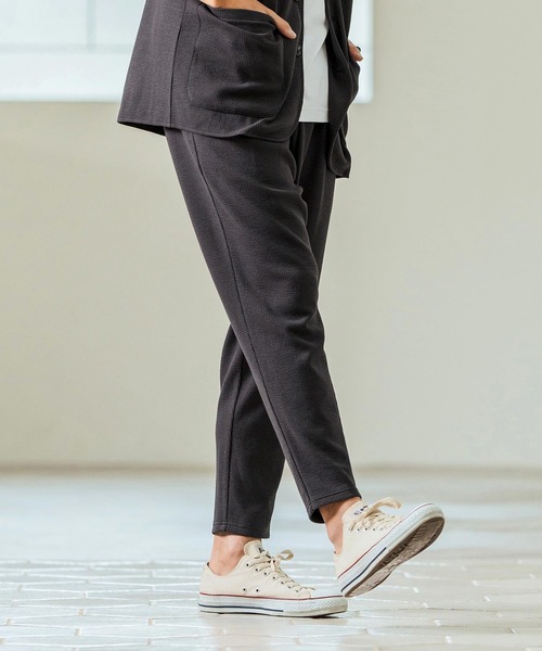 Magine(マージン)の「mp13238- Seersucker Two Tuck Design Tapered Pants ツータックパンツ(その他パンツ・メンズ・チャコール/キナリ/ブラック・44/46/48)」の19枚目の写真