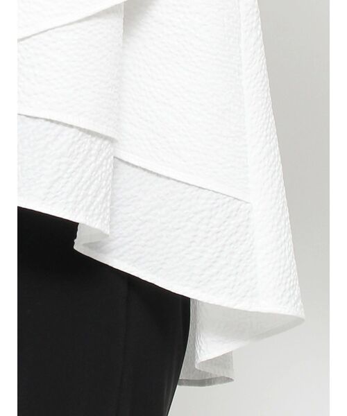 ELENDEEK（エレンディーク）の「ショルダーラッフルブラウス（シャツ/ブラウス・レディース・その他1/ブラック/オフホワイト・FREE）」の19枚目の写真