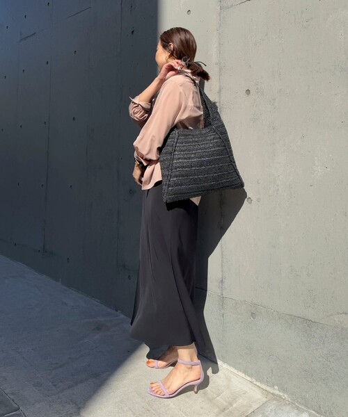 NOLLEY’S(ノーリーズ)の「ペーパークロシェバッグ(ショルダーバッグ・レディース・ベージュ/ブラック・FREE)」の11枚目の写真