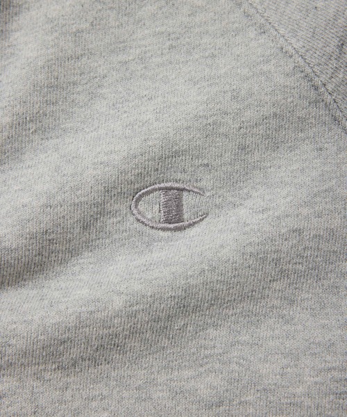 Champion(チャンピオン)の「【Champion/チャンピオン】直営限定コレクション メンズ ラグランクルーネックスウェットシャツ(スウェット・メンズ・グレー系その他/ブラック/グレー/ダークネイビー/ベージュ/オートミール/パープル/その他35・SMALL/MEDIUM/LARGE/X-LARGE)」の16枚目の写真