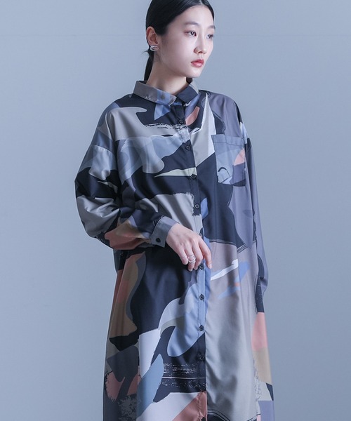 kOhAKU（コハク）の「アート柄シャツワンピース（シャツワンピース・レディース・グレー/ブラック・FREE）」の11枚目の写真