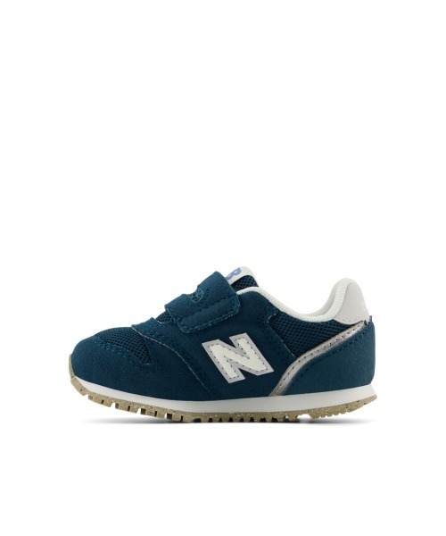 Kinetics(キネティクス)の「New Balance 373(ニューバランス IZ373)(スニーカー・キッズ・グリーン・12.0cm/13.0cm/14.0cm/15.0cm/16.0cm/14.5cm/15.5cm/16.5cm)」の2枚目の写真