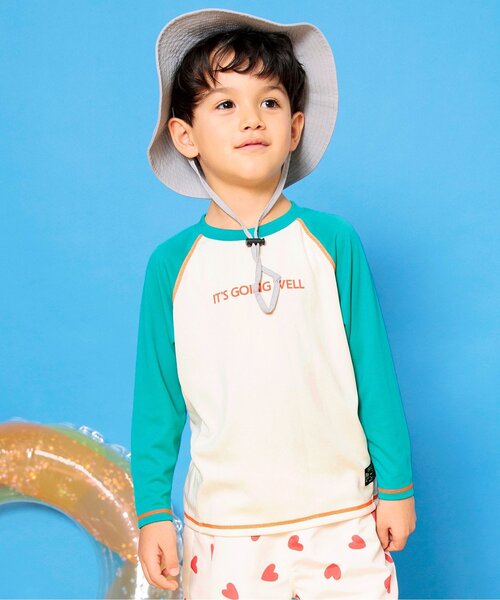 BREEZE（ブリーズ）の「【UVカット/ジュニア対応】長袖ラッシュガード（ラッシュガード・キッズ・エメラルド/ライトグレー/レインボー/ライム・80/90/100/110/120/130/140）」の3枚目の写真