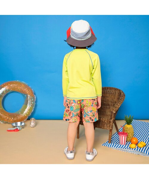 BREEZE（ブリーズ）の「【UVカット/ジュニア対応】長袖ラッシュガード（ラッシュガード・キッズ・エメラルド/ライトグレー/レインボー/ライム・80/90/100/110/120/130/140）」の13枚目の写真