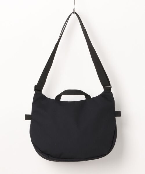 Gramicci(グラミチ)の「【GRAMICCI(グラミチ) 】CORDURA SHOULDER BAG(ショルダーバッグ・メンズ・オリーブ/ブラック・FREE)」の14枚目の写真