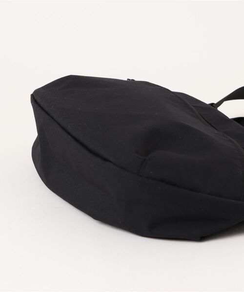 Gramicci(グラミチ)の「【GRAMICCI(グラミチ) 】CORDURA SHOULDER BAG(ショルダーバッグ・メンズ・オリーブ/ブラック・FREE)」の15枚目の写真