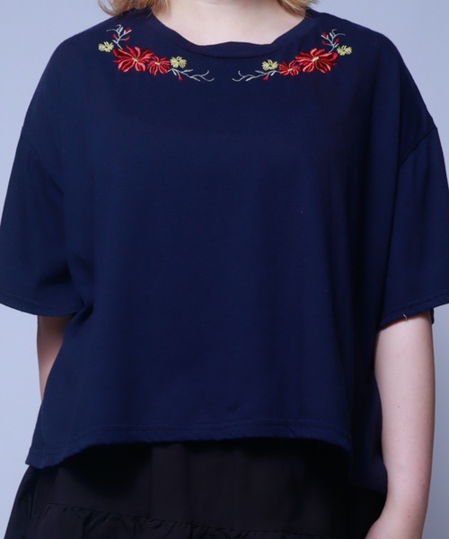 rovtski（ロフトスキー）の「Y-花刺繍カットソー（Tシャツ/カットソー・レディース・その他・FREE）」の5枚目の写真