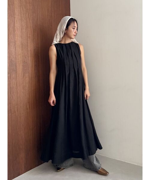 OUNNOUN（オウンノウン）の「【OUNNOUN】プリントタックワンピース（ワンピース・レディース・ブラック/オレンジ/その他1・MEDIUM/SMALL）」の8枚目の写真