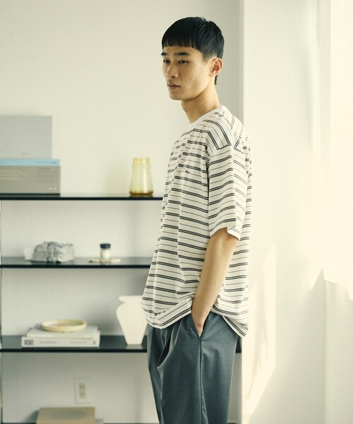 Firsthand（ファーストハンド）の「MA Firsthand/マ ファーストハンド BASICロゴ刺繍TEEボーダー / ワンポイントロゴ刺繍ボーダーTシャツ / 半袖 / リラックスシルエット（Tシャツ/カットソー・メンズ・ホワイト/ブラック/サックスブルー・S/M/L）」の17枚目の写真