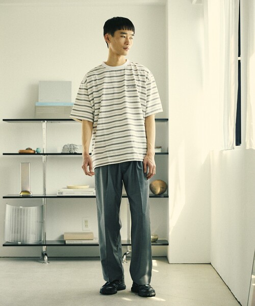 Firsthand（ファーストハンド）の「MA Firsthand/マ ファーストハンド BASICロゴ刺繍TEEボーダー / ワンポイントロゴ刺繍ボーダーTシャツ / 半袖 / リラックスシルエット（Tシャツ/カットソー・メンズ・ホワイト/ブラック/サックスブルー・S/M/L）」の19枚目の写真