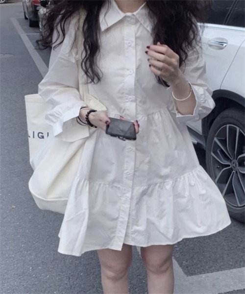 FREE STYLISTS（フリー スタイリスト）の「ミニ丈ティアードシャツワンピース（シャツワンピース・レディース・ホワイト/ブラック・S/M/L/XL/2XL）」の6枚目の写真