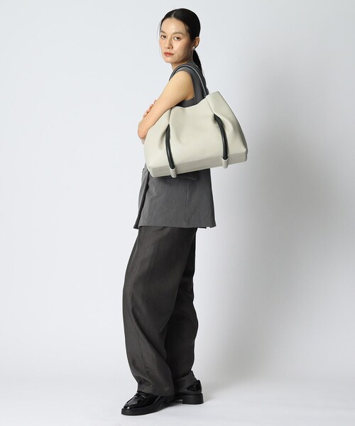 HIROKO HAYASHI(ヒロコハヤシ)の「◆CORDA(コルダ)トートバッグ(トートバッグ・レディース・ホワイト系7・00)」の13枚目の写真